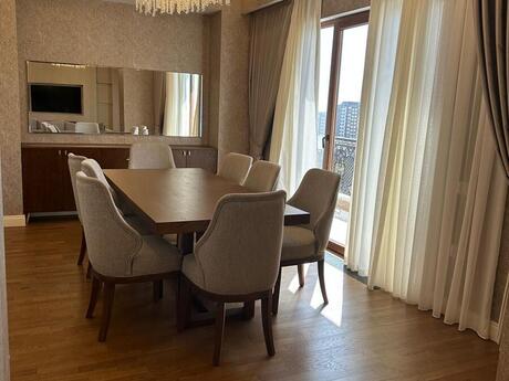 Kirayə 5 otaqlı mənzil, 260 m², Nərimanov: 5 300 ₼/ay 4