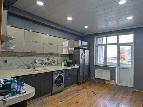 3 otaq · 130 m² · 11/17 mərtəbə, 20 Yanvar