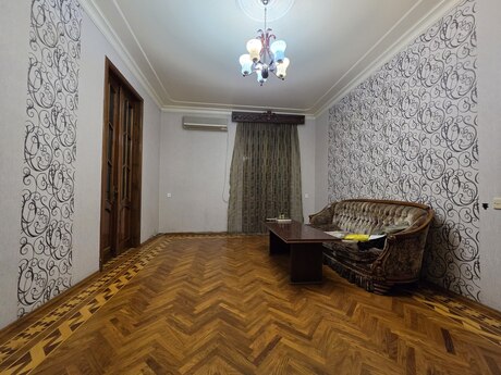 3-room apartment for rent, 80 m², İçəri Şəhər: 799 ₼/mo 4