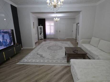 Объявление №6494475 - Баку, пос. Бакиханова, 4-комн., 130 м²