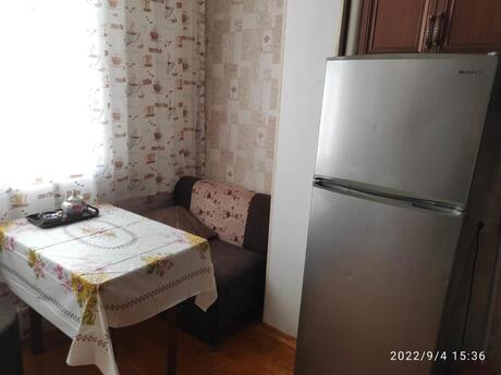 Əhmədlidə 2 otaqlı köhnə tikili mənzil satılır, 55 m², 157 000 AZN, şəkil 3 / 7