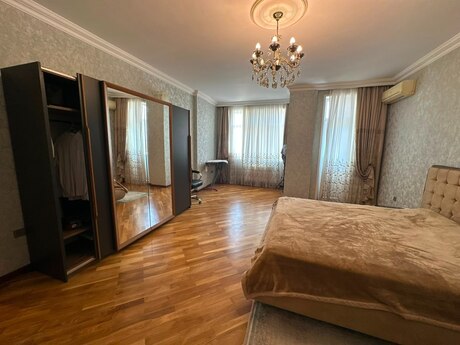 4-room apartment, 190 m², İnşaatçılar: 450 000 ₼ 2