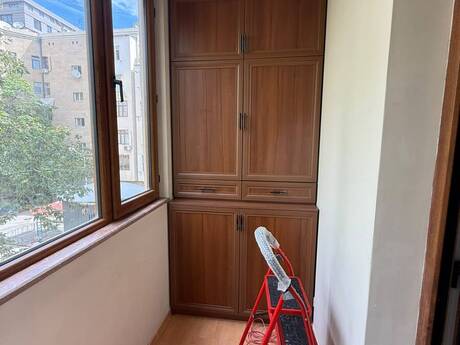 Kirayə 4 otaqlı mənzil, 100 m², Nizami: 1 100 ₼/ay 3