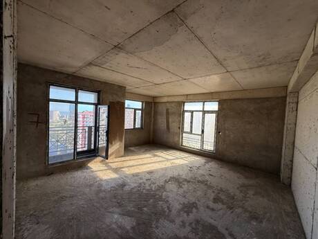 4 otaqlı mənzil, 185 m², 28 May: 552 000 ₼ 4