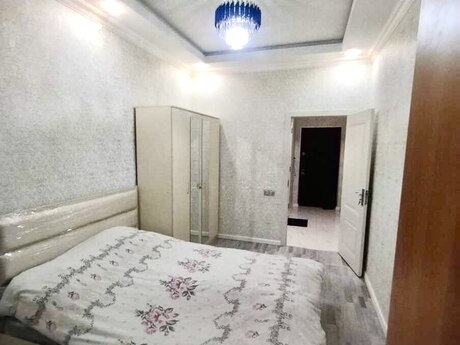 2-room apartment for rent, 70 m², Memar Əcəmi: 700 ₼/mo 2