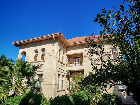 10 otaqlı həyət evi, 600 m², Bilgəh: 1 300 000 ₼ 2