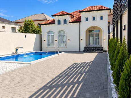 4 otaqlı həyət evi, 165 m², Buzovna: 250 000 ₼ 2