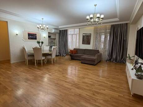 3-комн. · 175 m² · 17/17 этаж, Gənclik