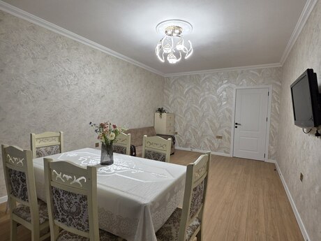 2-комнатная квартира, 82 м², Bakıxanov: 157 500 ₼ 5