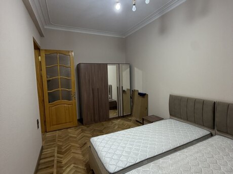 Аренда: 3-комнатная квартира, 80 м², Nizami: 1 050 ₼/мес 2