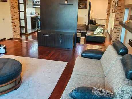 3-room apartment for rent, 140 m², Nizami: 1 200 ₼/mo 4