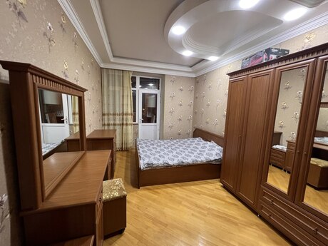 Аренда: 2-комнатная квартира, 73 м², Memar Əcəmi: 700 ₼/мес 5