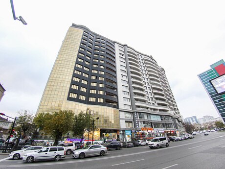 4 otaq · 170 m² · 8/19 mərtəbə, Nizami