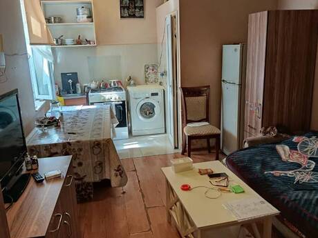 1 otaqlı həyət evi, 18 m², 28 May: 62 000 ₼ 2