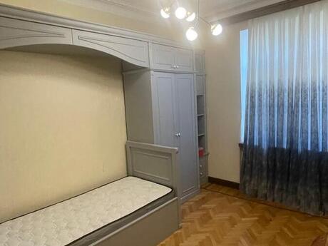 Kirayə 3 otaqlı mənzil, 100 m², İçəri Şəhər: 1 000 ₼/ay 5