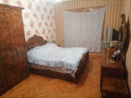 4-room apartment, 105 m², Bakıxanov: 240 000 ₼ 2