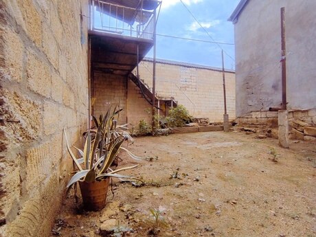 4 otaqlı həyət evi, 101 m², Bakıxanov: 170 000 ₼ 4