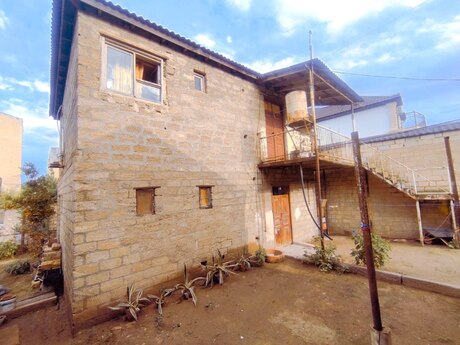 4 otaqlı həyət evi, 101 m², Bakıxanov: 170 000 ₼ 2