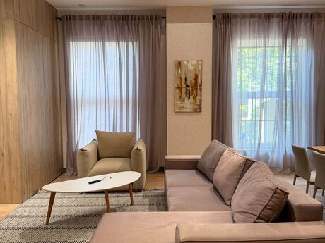 2-room apartment for rent, 72 m², Ağ şəhər: 2 200 ₼/mo 4