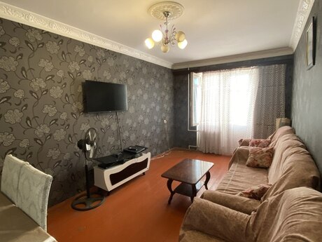3 otaq · 75 m² · 8/9 mərtəbə, Yeni Günəşli