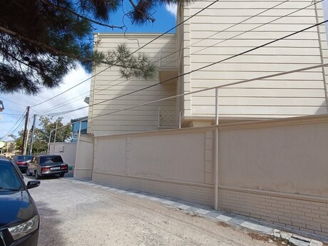6 rooms · 180 m², Masazır