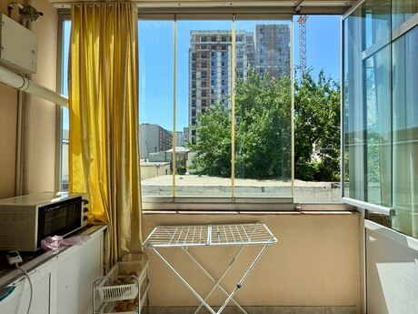 3-комнатная квартира, 168 м², Elmlər Akademiyası: 450 000 ₼ 4