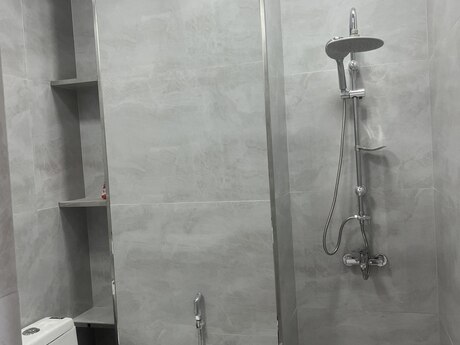 Əmircanda 2 otaqlı yeni tikili mənzil satılır, 42 m², 98 000 AZN, şəkil 2 / 7