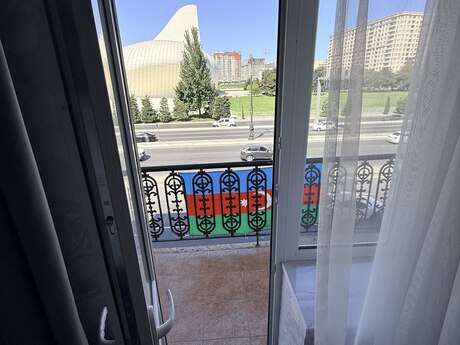 3-room apartment, 75 m², Nəriman Nərimanov: 243 000 ₼ 3