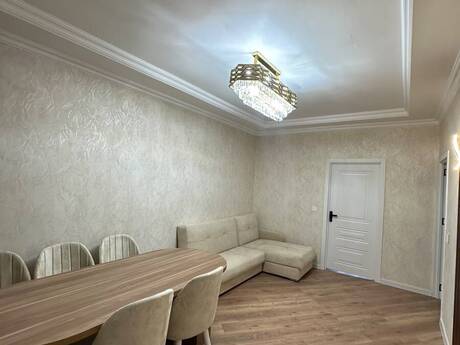 Продаётся 2-комнатная квартира в старом фонде, Memar Əcəmi, 58 м², 137 000 AZN, фото 3 / 10