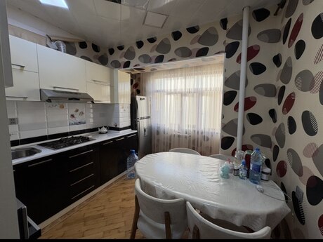 2-комнатная квартира, 60 м², Bakıxanov: 180 000 ₼ 5