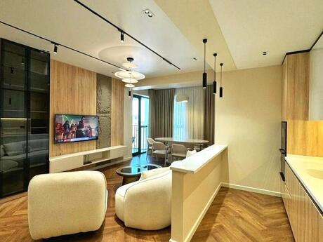 Elan №6497826 - Bakı, Ağ şəhər q., 2 otaqlı, 80 m², 6/8 mərtəbə