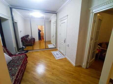 Аренда: 1-комнатная квартира, 65 м², Şah İsmayıl Xətai: 800 ₼/мес 5