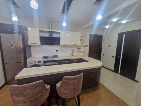 Kirayə 3 otaqlı mənzil, 114 m², 8-ci kilometr: 1 200 ₼/ay 4