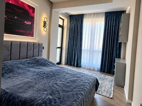 3-room apartment for rent, 120 m², Azadlıq Prospekti: 1 000 ₼/mo 3