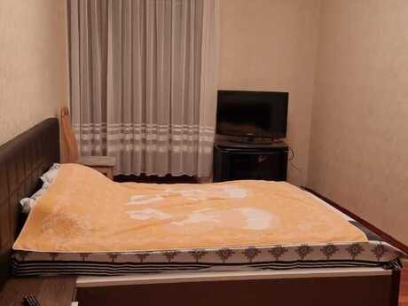 Аренда: 1-комнатная квартира, 35 м², Sahil: 650 ₼/мес 2