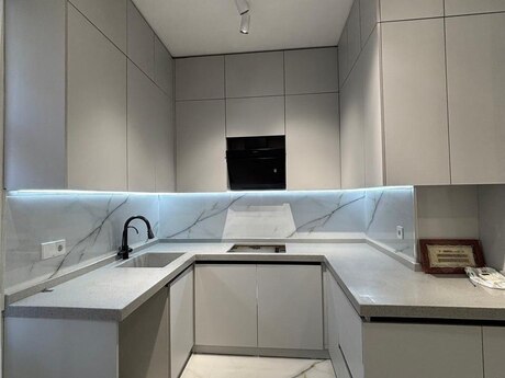Объявление №6495936 - Баку, м. Иншаатчылар, 5-комн., 179.8 м², 6/11 этаж