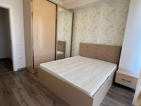 Kirayə 3 otaqlı mənzil, 77 m², 20 Yanvar: 1 100 ₼/ay 3