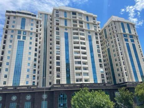 5-room apartment, 180 m², Nizami: 650 000 ₼ 2