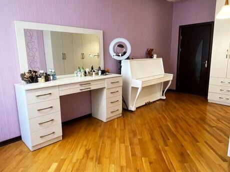 4-комнатная квартира, 170 м², 20 Yanvar: 430 000 ₼ 5