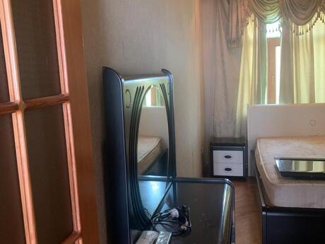 Аренда: 2-комнатная квартира, 50 м², Memar Əcəmi: 550 ₼/мес 4