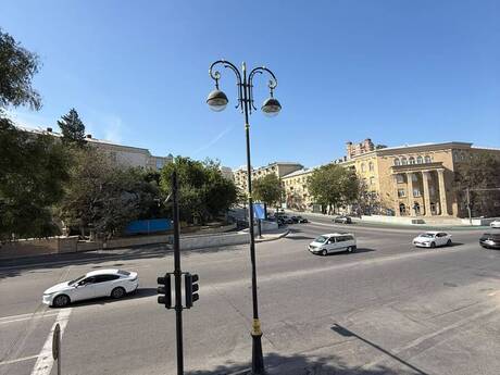 4 otaqlı mənzil, 80 m², Elmlər Akademiyası: 250 000 ₼ 3
