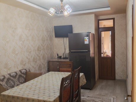 3-комнатная квартира, 65 м², Azadlıq Prospekti: 130 000 ₼ 3