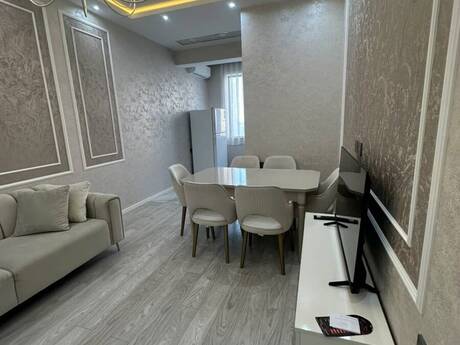 3-room apartment for rent, 90 m², Nəriman Nərimanov: 1 000 ₼/mo 3
