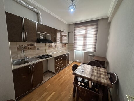 Аренда: 2-комнатная квартира, 70 м², Yeni Günəşli: 530 ₼/мес 3