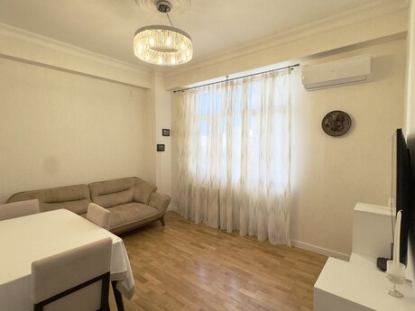 Elan №6496615 - Bakı, 20 Yanvar m., 2 otaqlı, 50 m², 4/17 mərtəbə