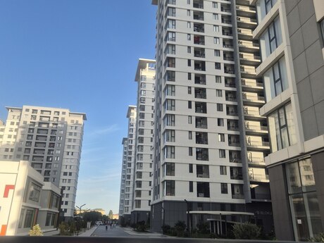 3 otaq · 100 m² · 12/18 mərtəbə, Elmlər Akademiyası