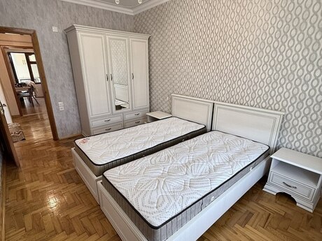 3-room apartment for rent, 80 m², Xalqlar Dostluğu: 700 ₼/mo 5