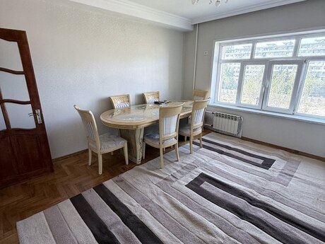 3-room apartment for rent, 80 m², Xalqlar Dostluğu: 700 ₼/mo 2