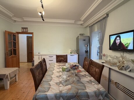 2-комнатная квартира, 48 м², Qurtuluş 93: 78 000 ₼ 2