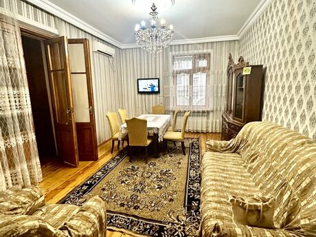 2-room apartment for rent, 62 m², Qara Qarayev: 650 ₼/mo 4